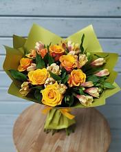Букет цветов из:  Альстромерии и Розы в Месягутово
