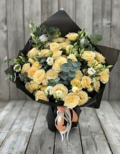 Букет цветов из:  Розы и Лизиантусы в Месягутово