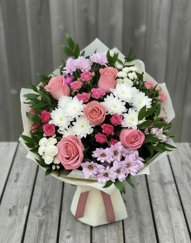 Букет цветов из: Альстромерии, Гвоздики, Розы и Хризантемы в Месягутово