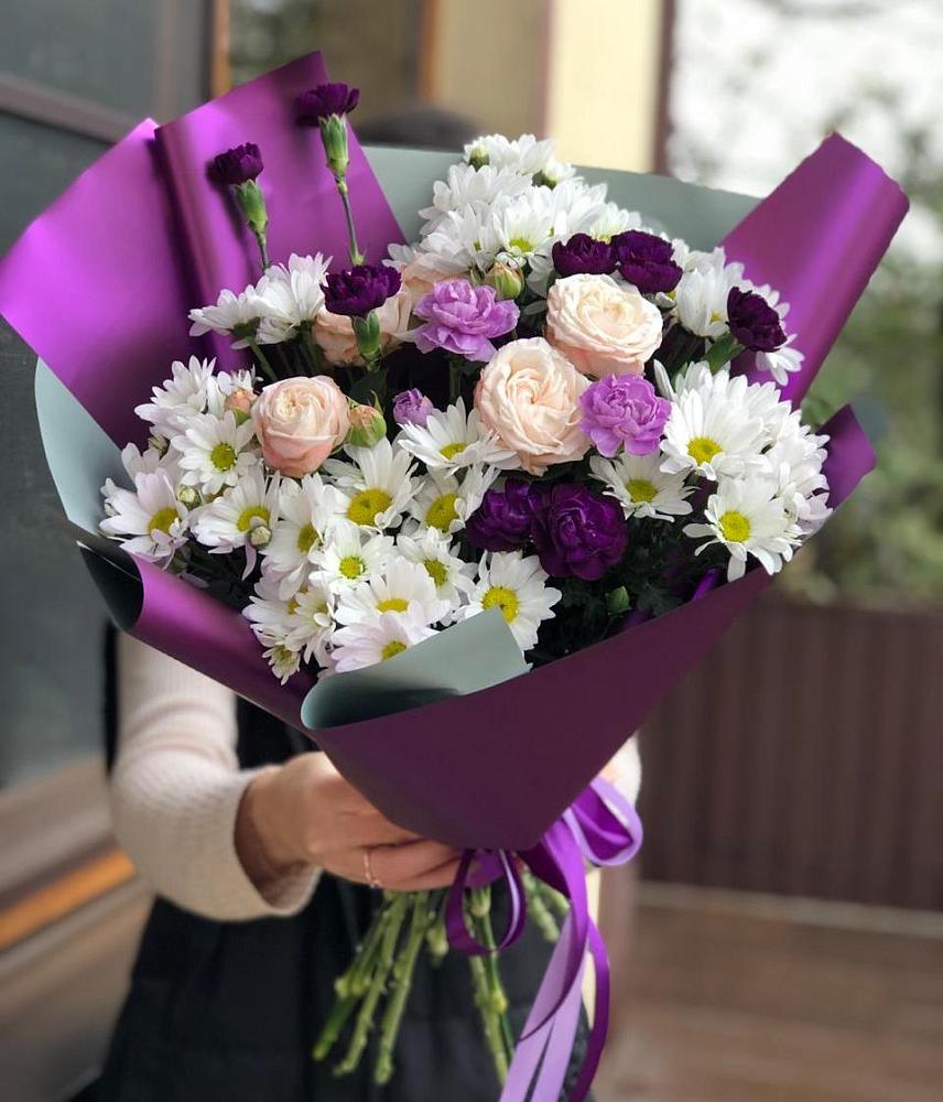 Букет цветов из: Хризантемы, Гвоздики и Розы в Месягутово