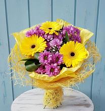 Букет цветов из:  Хризантемы и Герберы #REPLACE_PRED# Месягутово