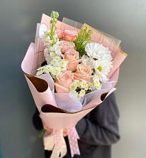 Букет цветов из:  Хризантемы и Розы в Месягутово