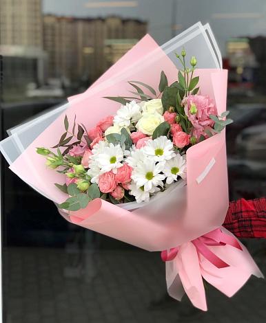Букет цветов из: Розы, Лизиантусы и Хризантемы в Месягутово
